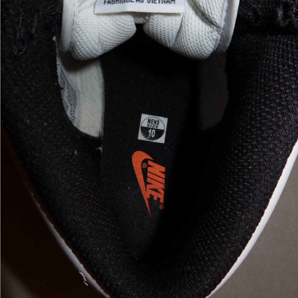 Nike Dunk High Retro - Picture 2 of 4